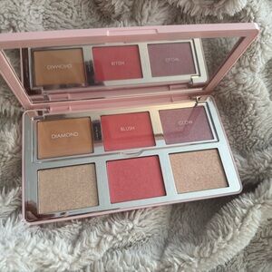 Diamond & Blush Palette Darya